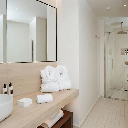 Ξενοδοχείο Certosa Boutique 5*