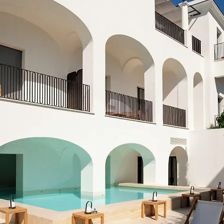 Hotel Certosa Boutique 5*