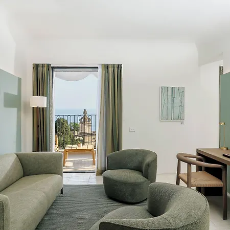 فندق Certosa Boutique كابري