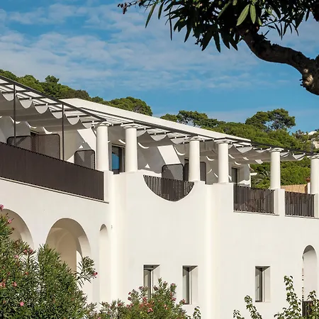 فندق Certosa Boutique 5*