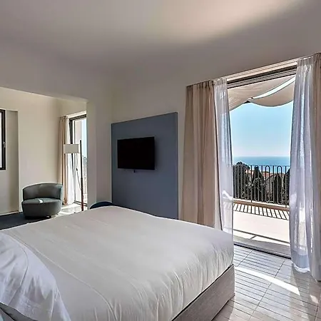 Certosa Boutique Hotel
