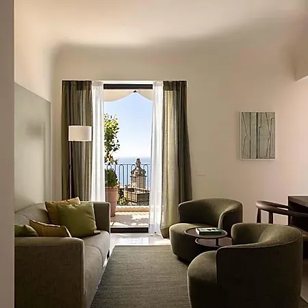 Отель Certosa Boutique 5*